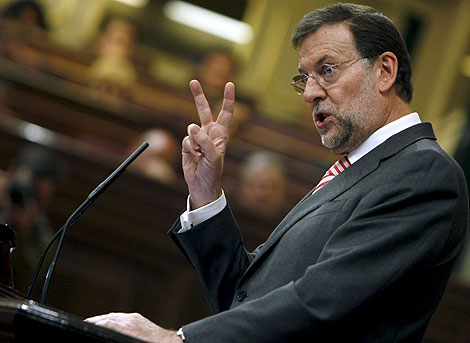 Rajoy assumes the cost of the crisis