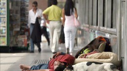 Eurostat: 27 in every 100 Spaniards at risk of poverty