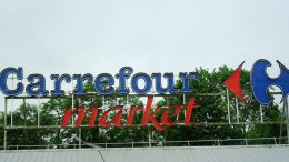 Carrefour aims to change model to digitalisation
