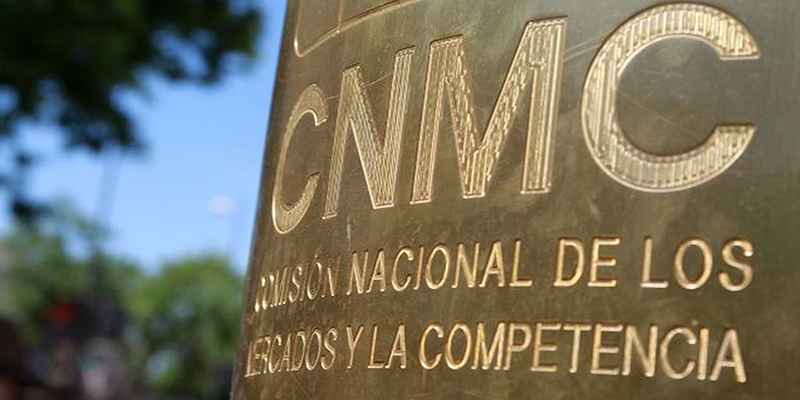 La CNMC dice que suspende «todas» las multas que impone a la Audiencia Nacional.
