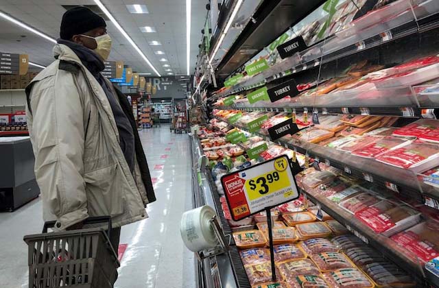 Disappointment in US consumer confidence: down to 98.3 from 105.3 previously eeuu supermercado consumo 1