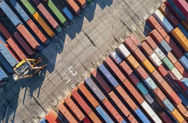 Spanish exports reach record high in July, growing by 3.5% exportaciones complejas