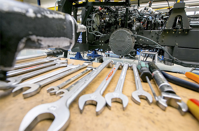 Manufacturing PMI falls in Eurozone, Germany and France in November Alemania industria 1 1