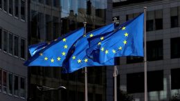 Eurozone confidence indicators improve in November, except for industry eurozona banderas CM