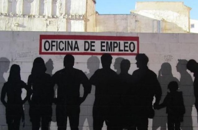 Number of unemployed in Spain rises 3,548 in February, compared to 30,392 in January and average of 6,700 over last six years empleo oficina
