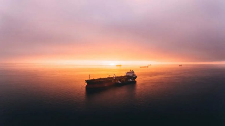 Agreement hits snag: Iran seeks to block passage of US and Israeli ships petroleros petroleo